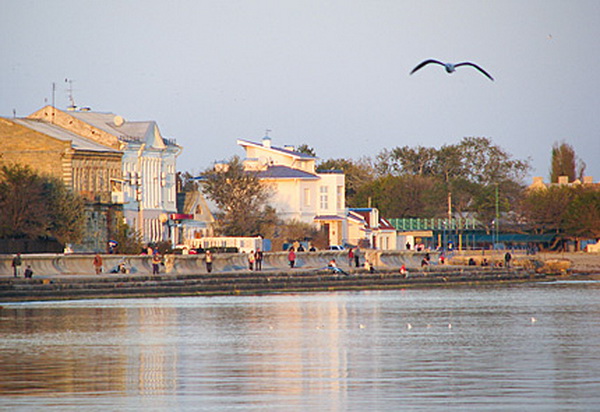 Набережные Евпатории